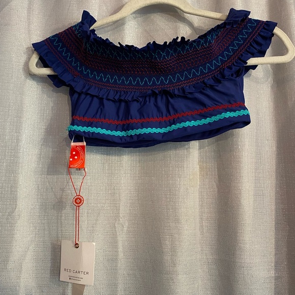 NWT Top RED CARTER Women Girl
Smocked Off the Shoulder Blue Red
Swim  Size Small - Picture 4 of 6